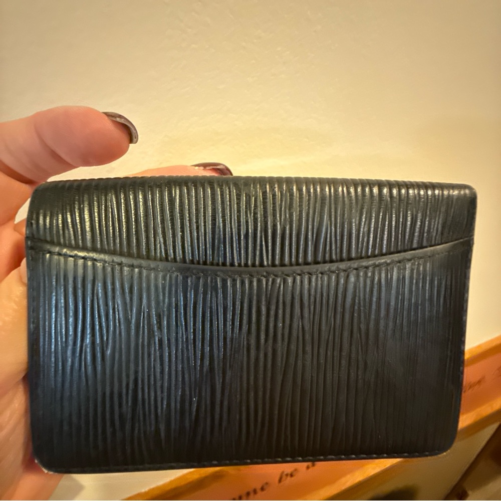 Louis Vuitton Black Epi Leather Card Holder w\COA